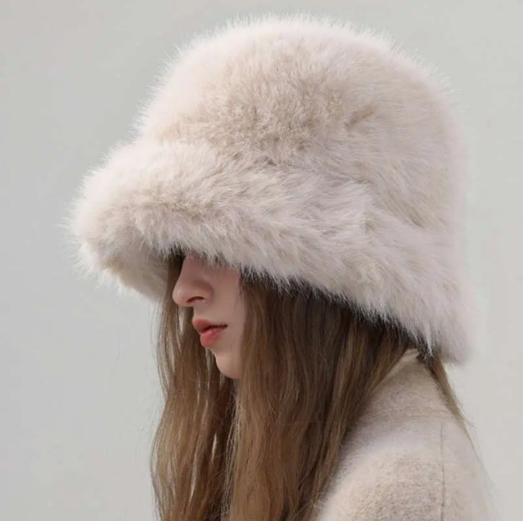 Alpe d’Huez Bucket Hat